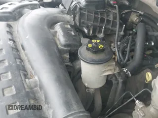 2005 Ford F-150 XLT z VIN 1FTPW12535KB73129, wystawiony jako IAAI lot #43557900 z przebiegiem 246 509 mil mil oraz . Historia ofert i sprzedaży dostępna na DreamBid. Obrazek 12.