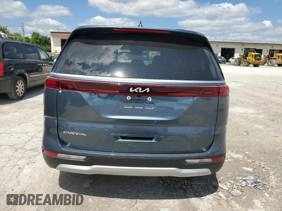 2024 Kia Carnival EX with VIN KNDNC5H31R6391064, listed as a Copart auction lot 68224534 with 12,792 mi miles and Salvage Title. Bid and sale history available at carsss.com. Image 6.