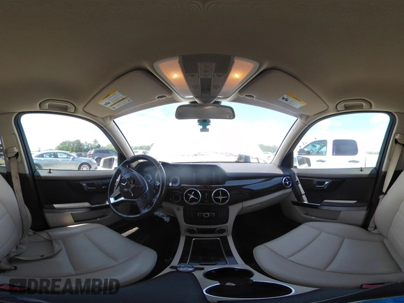 2014 Mercedes-Benz GLK 350 с VIN WDCGG8JB0EG290631, выставлен на аукционе IAAI как лот 42172482 с пробегом 88 985 миль миль и . История ставок и продаж доступна на DreamBid. Изображение 18.