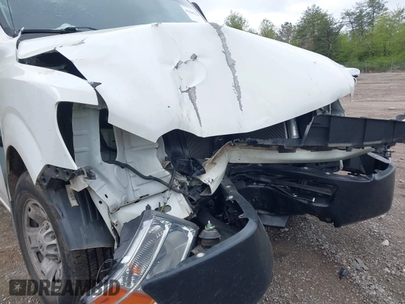 2021 Nissan NV Cargo SV z VIN 1N6BF0LYXMN800271, wystawiony jako IAAI lot #41847197 z przebiegiem 180 913 mil mil oraz . Historia ofert i sprzedaży dostępna na DreamBid. Obrazek 18.
