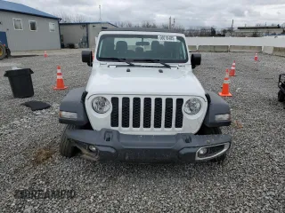 2023 Jeep Gladiator Freedom with VIN 1C6HJTAG6PL550171, listed as a Copart auction lot 50010485 with 37,064 mi miles and Salvage title. Bid and sale history available at DreamBid. Image 5.