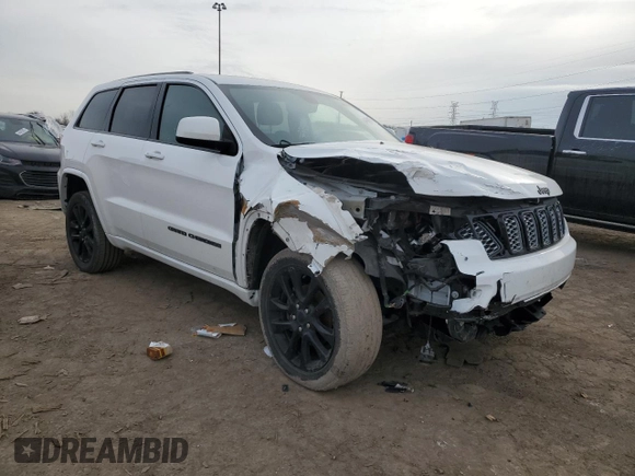 2020 Jeep Grand Cherokee Altitude z VIN 1C4RJFAG4LC420107, wystawiony jako Copart lot #44001055 z przebiegiem 44 747 mil mil oraz Szkoda całkowita • Salvage title. Historia ofert i sprzedaży dostępna na DreamBid. Obrazek 4.