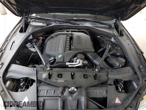 2014 BMW 6 Series 640i z VIN WBA6A0C5XED317733, wystawiony jako Copart lot #51289785 z przebiegiem 120 455 mil mil oraz Szkoda całkowita • Salvage title. Historia ofert i sprzedaży dostępna na DreamBid. Obrazek 11.