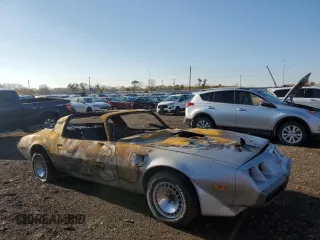 1979 Pontiac Firebird z VIN 2XB87K9L170230, wystawiony jako Copart lot #78530924 z przebiegiem Nie podano mil oraz Szkody całkowita. Historia ofert i sprzedaży dostępna na DreamBid. Obrazek 4.