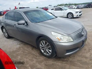 2008 Infiniti G35 Journey with VIN JNKBV61E78M226577, listed as a IAAI auction lot 42105267 with 166,572 mi miles. Bid and sale history available at carsss.com. Image 1.