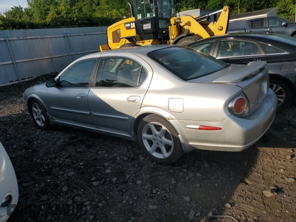 2003 Nissan Maxima SE z VIN JN1DA31D83T505047, wystawiony jako Copart lot #57708995 z przebiegiem 110 054 mil mil oraz Czysty tytuł • Clean title. Historia ofert i sprzedaży dostępna na DreamBid. Obrazek 2.