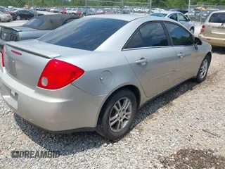 2006 Pontiac G6 1SV z VIN 1G2ZF55B364147819, wystawiony jako IAAI lot #42379310 z przebiegiem 252 537 mil mil oraz . Historia ofert i sprzedaży dostępna na DreamBid. Obrazek 4.