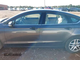 2016 Ford Fusion SE with VIN 3FA6P0HD3GR240706, listed as a IAAI auction lot 41796250 with 188,369 mi miles. Bid and sale history available at carsss.com. Image 14.