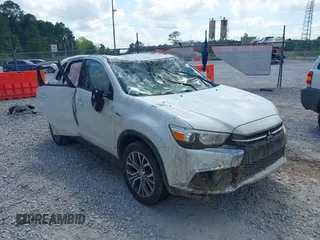 2019 Mitsubishi Outlander SE z VIN JA4AP4AU3KU024663, wystawiony jako IAAI lot #42124190 z przebiegiem Nie podano mil oraz . Historia ofert i sprzedaży dostępna na DreamBid. Obrazek 1.