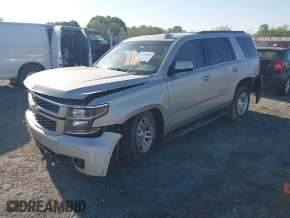 2017 Chevrolet Tahoe LT z VIN 1GNSKBKC1HR233583, wystawiony jako IAAI lot #41985848 z przebiegiem 171 665 mil mil oraz . Historia ofert i sprzedaży dostępna na DreamBid. Obrazek 22.