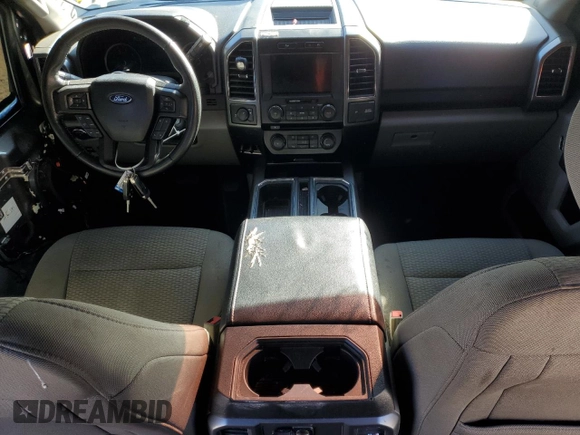 2018 Ford F-150 XL with VIN 1FTEW1CG8JFC09441, listed as a Copart auction lot 45755915 with 129,592 mi miles and Clean title. Bid and sale history available at DreamBid. Image 8.