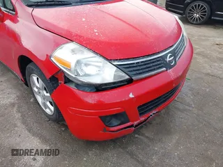 2007 Nissan Versa 1.8 S with VIN 3N1BC13E37L385700, listed as a IAAI auction lot 41607973 with 180,407 mi miles. Bid and sale history available at carsss.com. Image 6.
