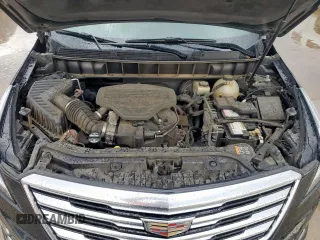 2017 Cadillac XT5 Luxury FWD z VIN 1GYKNBRS9HZ160664, wystawiony jako Copart lot #55856915 z przebiegiem 98 161 mil mil oraz Szkody całkowita. Historia ofert i sprzedaży dostępna na DreamBid. Obrazek 12.