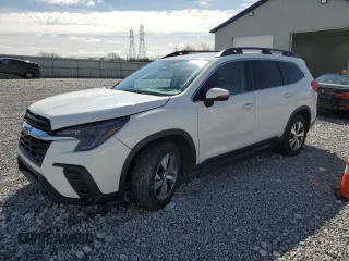 2023 Subaru Ascent Premium z VIN 4S4WMACD3P3419564, wystawiony jako Copart lot #51978595 z przebiegiem 49 134 mil mil oraz Szkody całkowita. Historia ofert i sprzedaży dostępna na DreamBid. Obrazek 1.