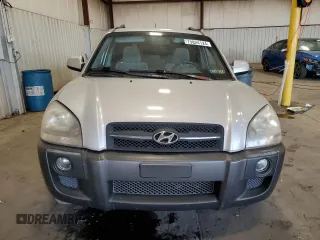 2005 Hyundai Tucson GLS with VIN KM8JN12D45U130595, listed as a Copart auction lot 79824124 with 209,287 mi miles and Salvage Title. Bid and sale history available at carsss.com. Image 5.
