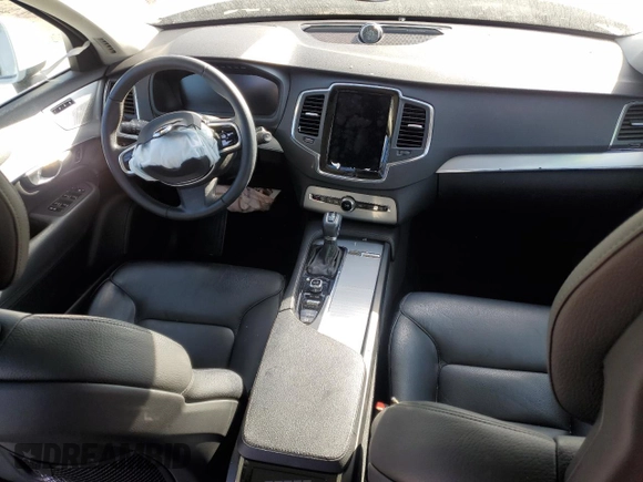 2016 Volvo XC90 T6 Momentum z VIN YV4A22PK6G1076986, wystawiony jako Copart lot #46224615 z przebiegiem Nie podano mil oraz Szkoda całkowita • Salvage title. Historia ofert i sprzedaży dostępna na DreamBid. Obrazek 8.