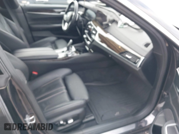 2019 BMW 6 Series 640i xDrive with VIN WBAJV6C50KBK08934, listed as a IAAI auction lot 41588796 with 61,411 mi miles and . Bid and sale history available at carsss.com. Image 5.