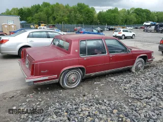 1987 Cadillac DeVille z VIN 1G6CD5184H4271752, wystawiony jako Copart lot #57408765 z przebiegiem 102 597 mil mil oraz Czysty tytuł • Clean title. Historia ofert i sprzedaży dostępna na DreamBid. Obrazek 3.