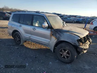 2001 Mitsubishi Montero Limited z VIN JA4MW51R81J030640, wystawiony jako Copart lot #47873715 z przebiegiem Nie podano mil oraz Szkoda całkowita • Salvage title. Historia ofert i sprzedaży dostępna na DreamBid. Obrazek 4.