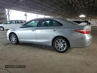 2015 Toyota Camry XLE with VIN 4T4BF1FK6FR453502, listed as a Copart auction lot 53556835 with 293,917 mi miles and Clean Title. Bid and sale history available at carsss.com. Image 2.