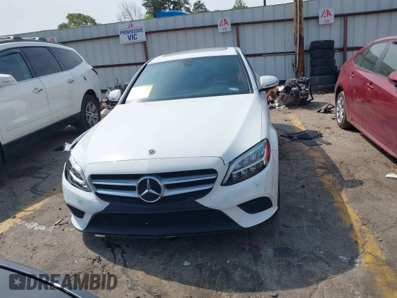 2019 Mercedes-Benz C 300 с VIN 55SWF8DB0KU308453, выставлен на аукционе IAAI как лот 42018308 с пробегом 43 850 миль миль и . История ставок и продаж доступна на DreamBid. Изображение 12.