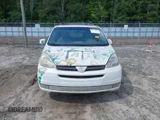 2005 Toyota Sienna XLE with VIN 5TDZA22C25S309013, listed as a IAAI auction lot 42172297 with Not Provided miles and . Bid and sale history available at carsss.com. Image 6.