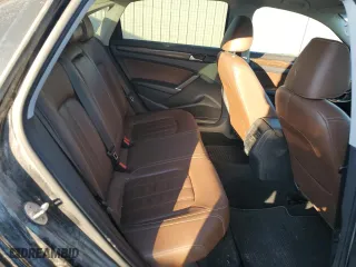2020 Volkswagen Passat 2.0T SEL with VIN 1VWCA7A30LC019398, listed as a Copart auction lot 43350555 with 139,382 mi miles and Salvage Title. Bid and sale history available at carsss.com. Image 10.