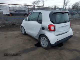 2016 Smart fortwo Passion with VIN WMEFJ5DA9GK046904, listed as a IAAI auction lot 41730029 with 143,301 mi miles and . Bid and sale history available at DreamBid. Image 3.