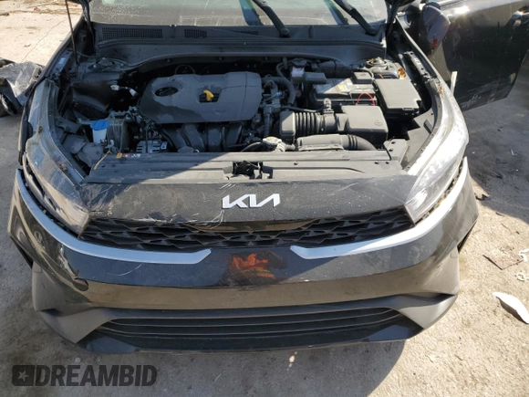 2024 Kia Forte LXS with VIN 3KPF24AD7RE824725, listed as a Copart auction lot 48891835 with 8,464 mi miles and Salvage Title. Bid and sale history available at carsss.com. Image 11.