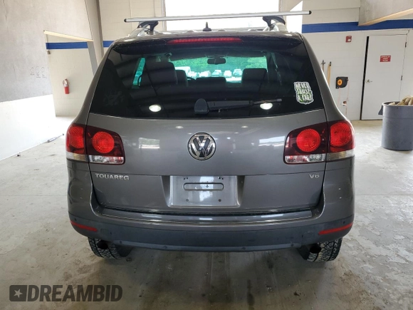 2009 Volkswagen Touareg VR6 z VIN WVGBE77L39D013877, wystawiony jako Copart lot #65572024 z przebiegiem 139 263 mil mil oraz Czysty tytuł • Clean title. Historia ofert i sprzedaży dostępna na DreamBid. Obrazek 6.