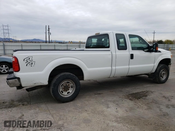 2015 Ford F-250 XLT with VIN 1FT7X2B65FEB71328, listed as a Copart auction lot 51834695 with 181,224 mi miles and Salvage title. Bid and sale history available at DreamBid. Image 3.