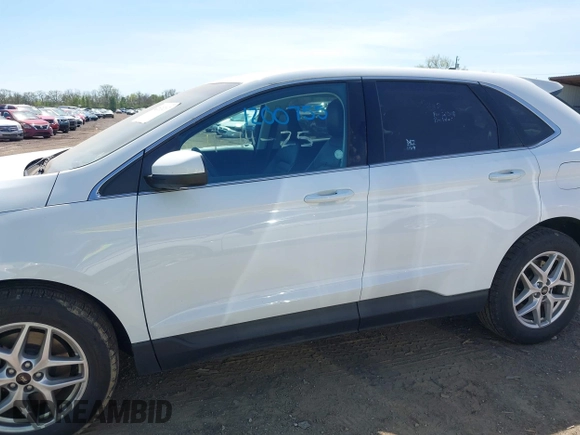 2024 Ford Edge SEL with VIN 2FMPK4J93RBA77417, listed as a IAAI auction lot 42133267 with 29,059 mi miles. Bid and sale history available at carsss.com. Image 14.