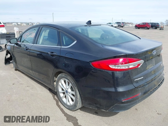 2019 Ford Fusion SE with VIN 3FA6P0H71KR255482, listed as a IAAI auction lot 41890864 with 125,077 mi miles. Bid and sale history available at carsss.com. Image 3.