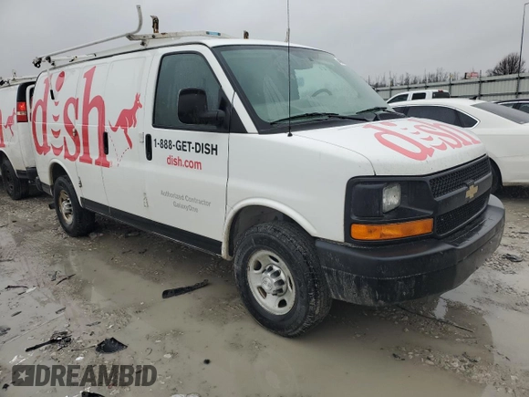 2015 Chevrolet Express Cargo z VIN 1GCWGFCF7F1180265, wystawiony jako Copart lot #44005045 z przebiegiem 332 854 mil mil oraz Czysty tytuł • Clean title. Historia ofert i sprzedaży dostępna na DreamBid. Obrazek 4.
