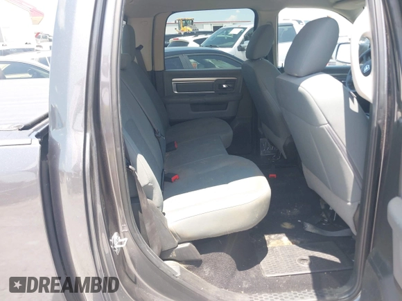 2019 Ram 1500 Big Horn z VIN 1C6RR7TT4KS516856, wystawiony jako IAAI lot #42479156 z przebiegiem 140 579 mil mil oraz . Historia ofert i sprzedaży dostępna na DreamBid. Obrazek 8.