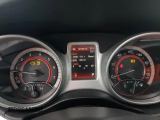 2014 Dodge Journey R/T z VIN 3C4PDCEG7ET227013, wystawiony jako Copart lot #55409384 z przebiegiem 121 859 mil mil oraz Szkoda całkowita • Salvage title. Historia ofert i sprzedaży dostępna na DreamBid. Obrazek 9.