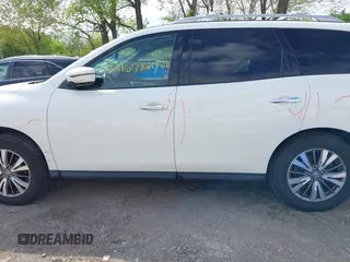 2018 Nissan Pathfinder SL с VIN 5N1DR2MM8JC612040, выставлен на аукционе IAAI как лот 42167927 с пробегом 121 635 миль миль и . История ставок и продаж доступна на DreamBid. Изображение 15.