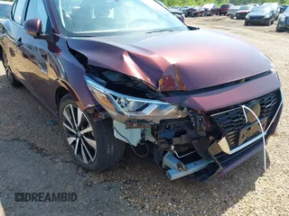2022 Nissan Sentra SV z VIN 3N1AB8CV5NY221159, wystawiony jako IAAI lot #41322470 z przebiegiem 27 098 mil mil oraz . Historia ofert i sprzedaży dostępna na DreamBid. Obrazek 6.