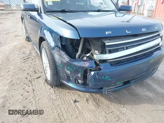 2017 Ford Flex Limited with VIN 2FMHK6D88HBA05128, listed as a IAAI auction lot 41209291 with 309,889 mi miles. Bid and sale history available at carsss.com. Image 6.