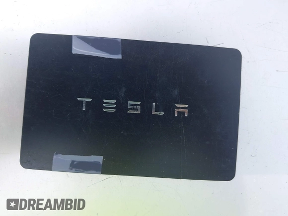 2022 Tesla Model S with VIN 5YJSA1E58NF467644, listed as a IAAI auction lot 42344403 with 52,628 mi miles and . Bid and sale history available at DreamBid. Image 11.