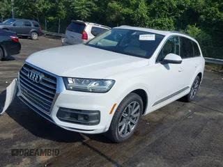 2017 Audi Q7 Premium Plus z VIN WA1LAAF74HD023137, wystawiony jako IAAI lot #42589949 z przebiegiem 75 860 mil mil oraz . Historia ofert i sprzedaży dostępna na DreamBid. Obrazek 2.
