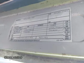 1989 GMC Vandura z VIN 1GDEG25K1K7521984, wystawiony jako IAAI lot #41371811 z przebiegiem 43 502 mil mil oraz . Historia ofert i sprzedaży dostępna na DreamBid. Obrazek 9.