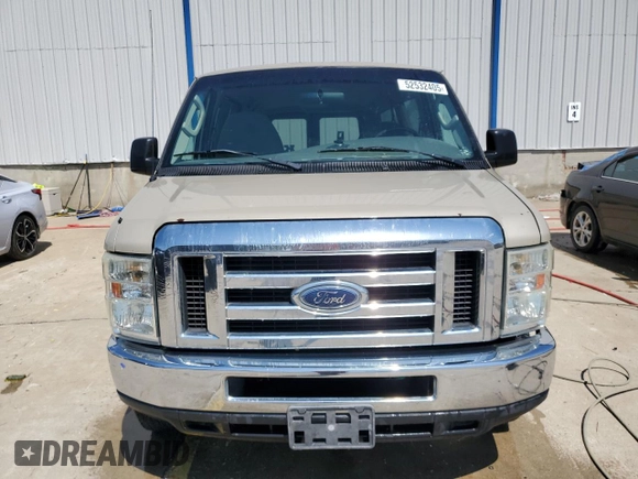 2008 Ford Econoline Passenger XL with VIN 1FMNE11L48DA80599, listed as a Copart auction lot 52532405 with 263,848 mi miles and Non Repairable. Bid and sale history available at carsss.com. Image 5.