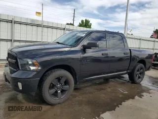 2018 Ram 1500 Big Horn z VIN 1C6RR7LG4JS170955, wystawiony jako Copart lot #56495005 z przebiegiem 113 549 mil mil oraz Szkoda całkowita • Salvage title. Historia ofert i sprzedaży dostępna na DreamBid. Obrazek 1.