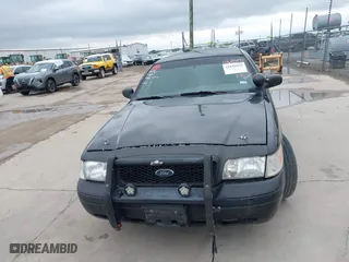 2010 Ford Police Interceptor with VIN 2FABP7BV9AX142085, listed as a IAAI auction lot 41691070 with 1 mi miles. Bid and sale history available at carsss.com. Image 12.
