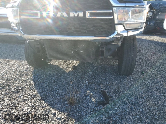 2019 Ram 3500 Tradesman with VIN 3C63RRGL3KG578459, listed as a Copart auction lot 71979354 with 109,907 mi miles and Salvage Title. Bid and sale history available at carsss.com. Image 9.