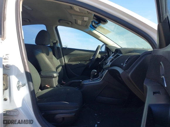 2011 Chevrolet Cruze LT w/1FL with VIN 1G1PE5S91B7191455, listed as a IAAI auction lot 42007926 with 156,371 mi miles. Bid and sale history available at carsss.com. Image 5.