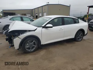 2025 Kia K4 LXS with VIN 3KPFT4DE5SE034055, listed as a Copart auction lot 51074335 with 12,620 mi miles and Non Repairable. Bid and sale history available at carsss.com. Image 1.