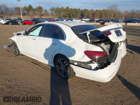 2021 Mercedes-Benz E 350 with VIN W1KZF8EB3MA904087, listed as a IAAI auction lot 41284045 with 37,193 mi miles and . Bid and sale history available at DreamBid. Image 3.
