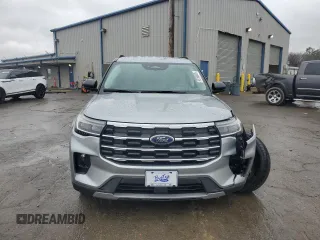 2025 Ford Explorer Active with VIN 1FMUK8DH0SGA67844, listed as a Copart auction lot 43166895 with 1,619 mi miles and Salvage Title. Bid and sale history available at carsss.com. Image 5.